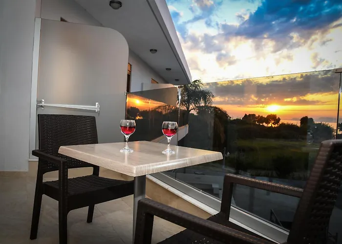 Seaside Luxury Apartamento Kremastí