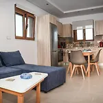 Seaside Luxury * Kremastí